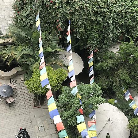 Hotel Florid Катманду Экстерьер фото