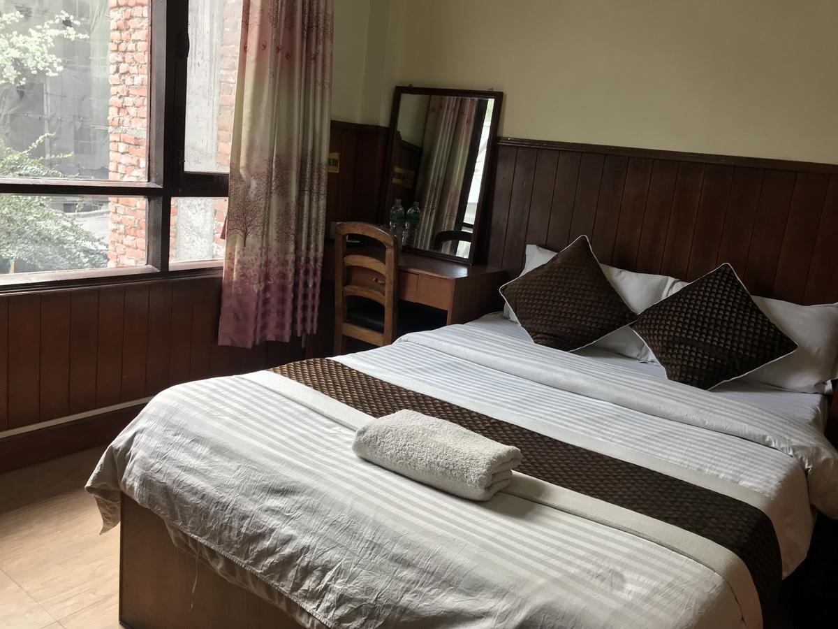 Hotel Florid Катманду Экстерьер фото